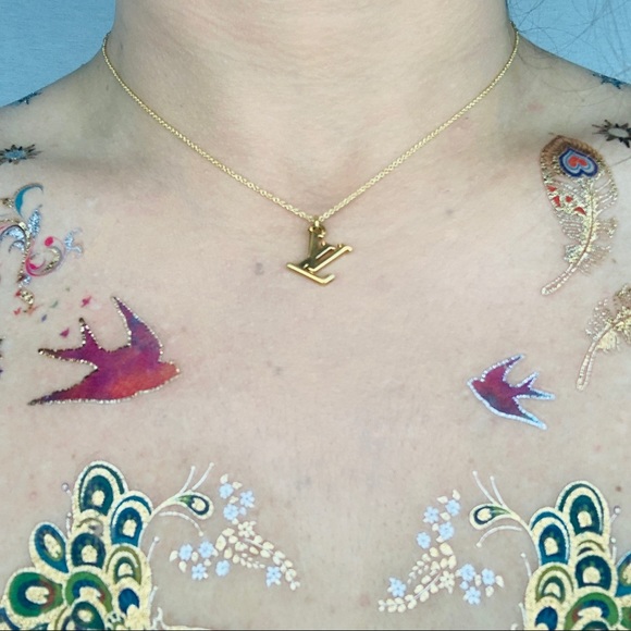 LOUIS VUITTON LV Charm Necklace 16” or 18” Chain - Picture 2 of 13